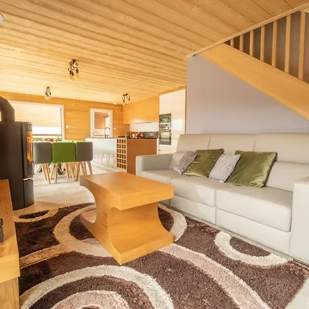 L'oree Des Bois, Et Sauna Chalet