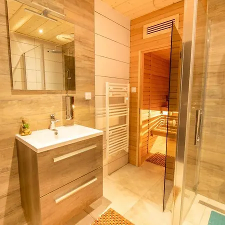 L'oree Des Bois, Et Sauna