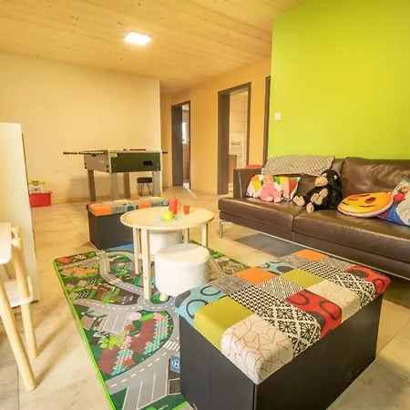 L'oree Des Bois, Et Sauna Chalet